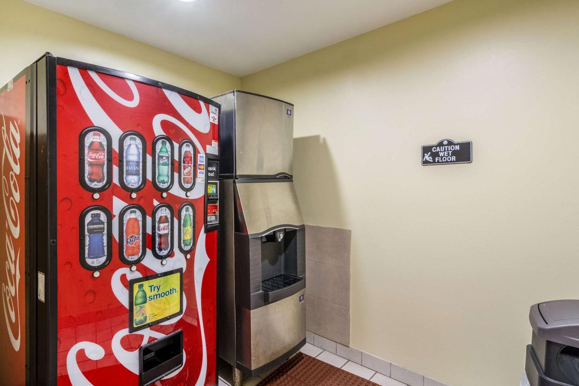 Comfort Inn & Suites Panama City North Kültér fotó