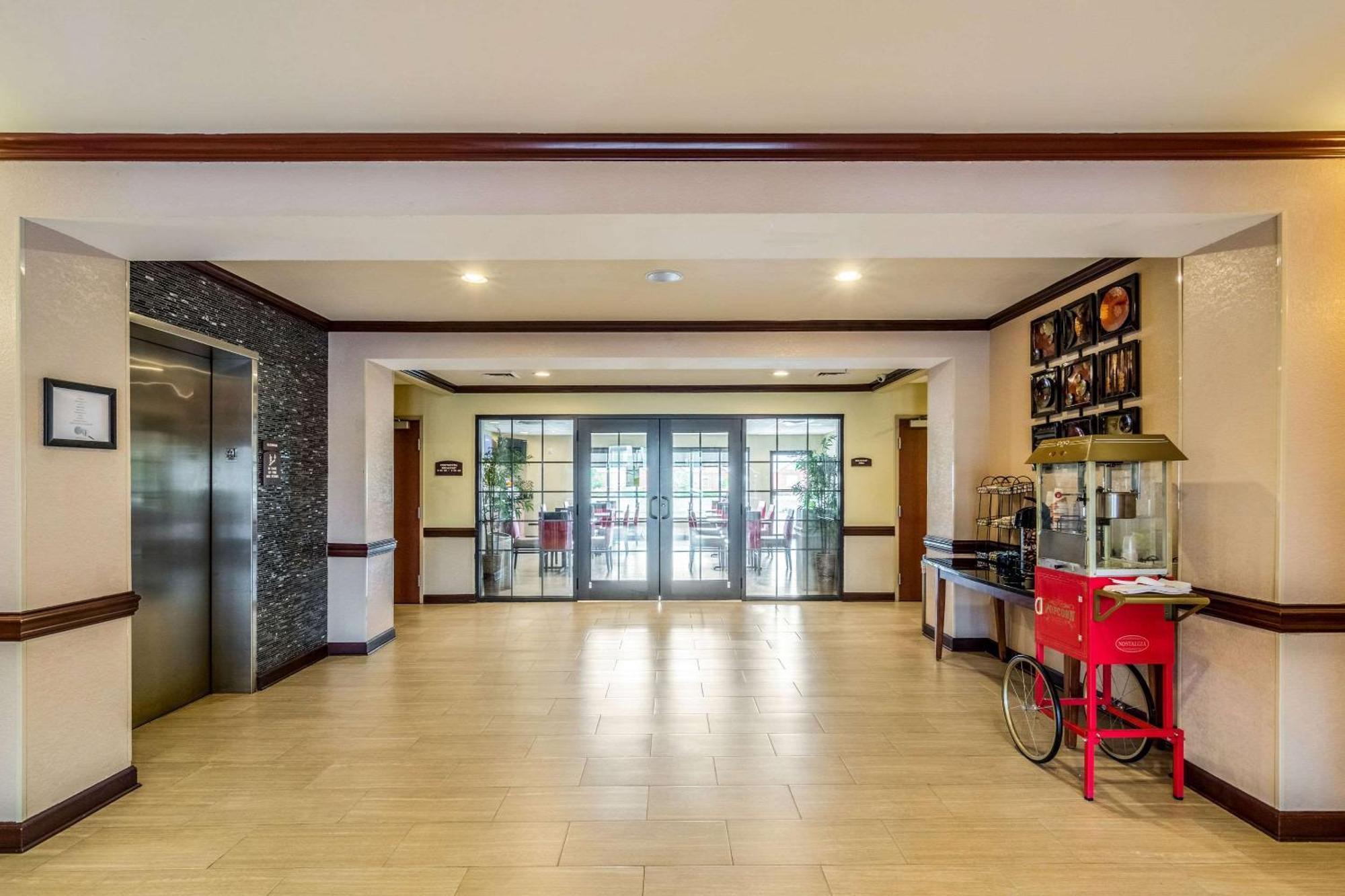 Comfort Inn & Suites Panama City North Kültér fotó
